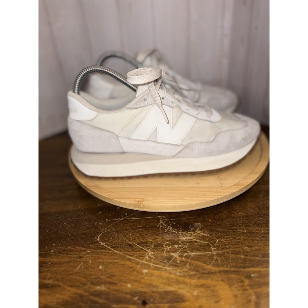 New Balance 237 v1 classic sneakers in a white and nimbus cloud